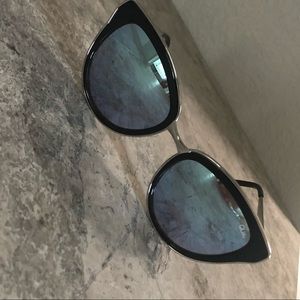 Quay blue and black sunglasses